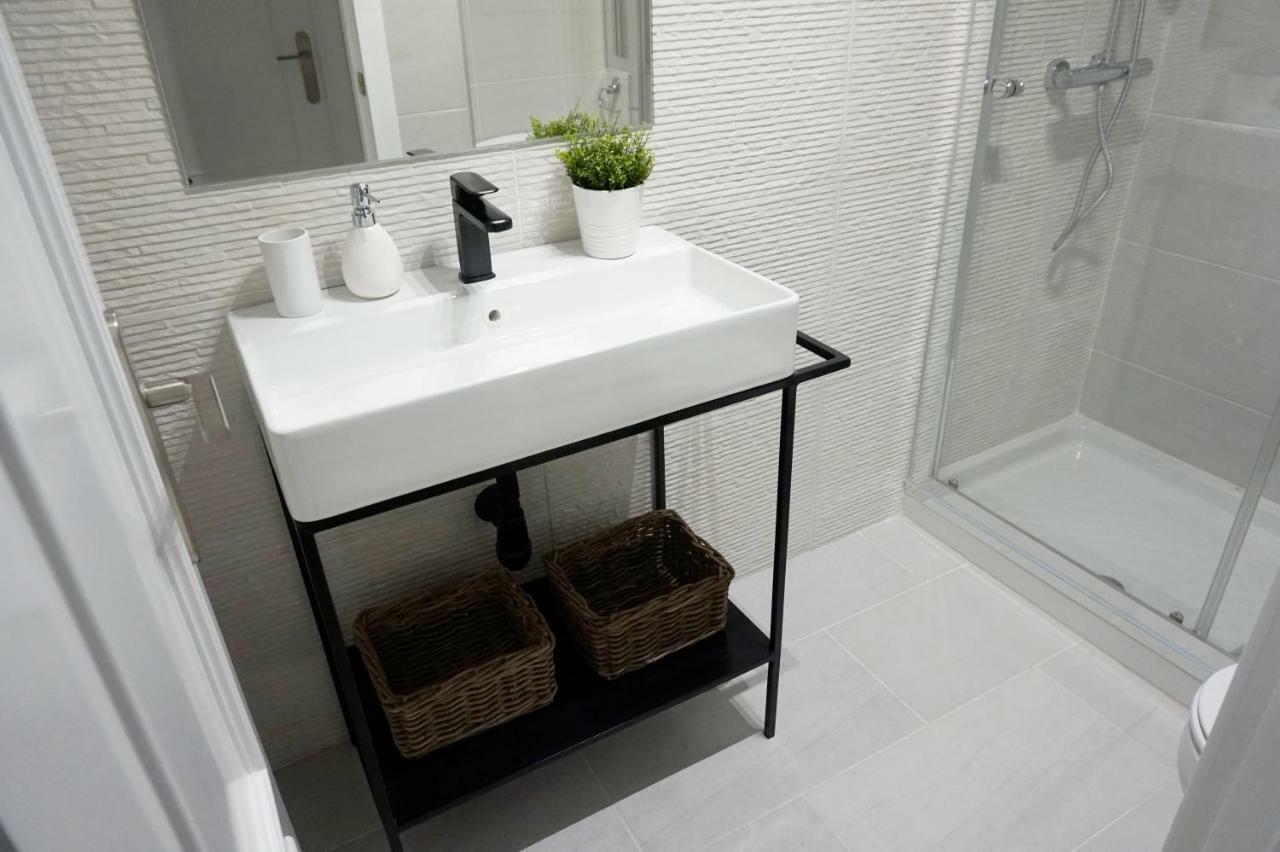 Ronda Chic Apartments - C/ Lauria - Centro Ciudad Ngoại thất bức ảnh